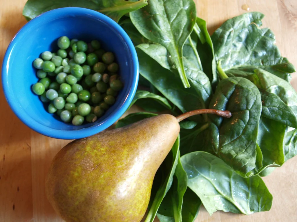 Spinach, Peas and Pear Puree